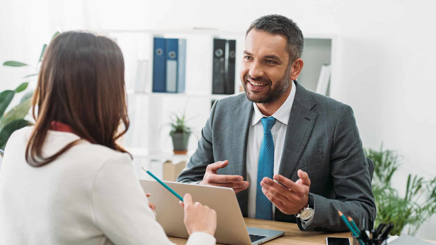 Financial advisors hero